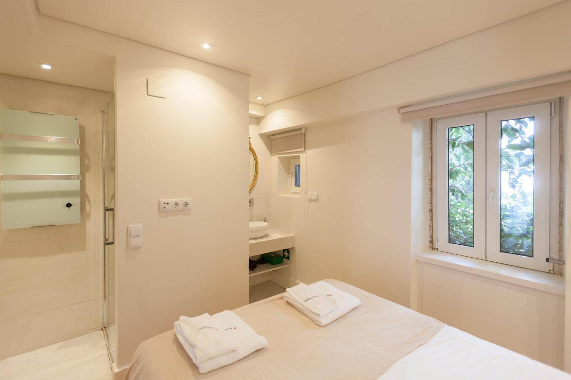 Flh Principe Real Minimalist Retreat Apartment Lissabon